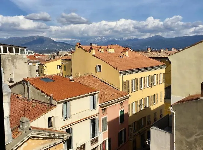 Chez Andrea, Centre Historique Appartement *
